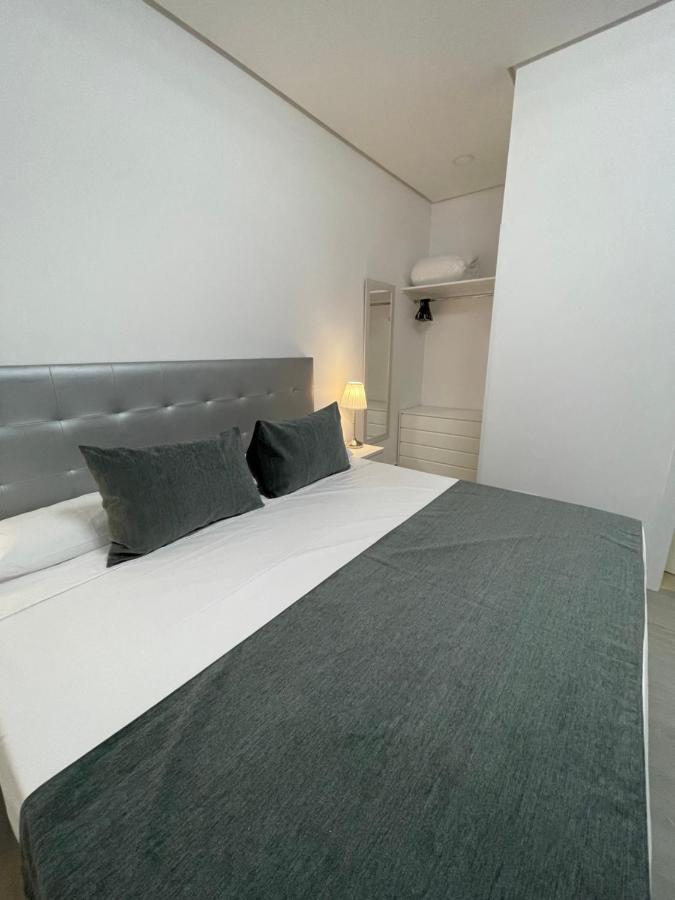 Suara Apartamentos 3 马德里 外观 照片