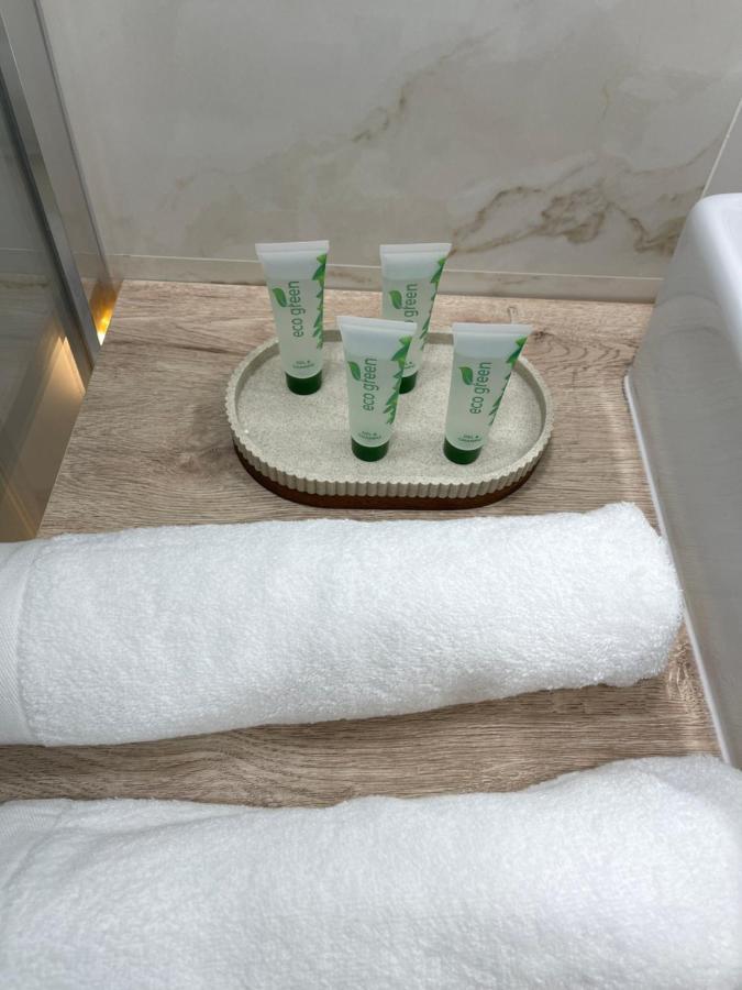 Suara Apartamentos 3 马德里 外观 照片